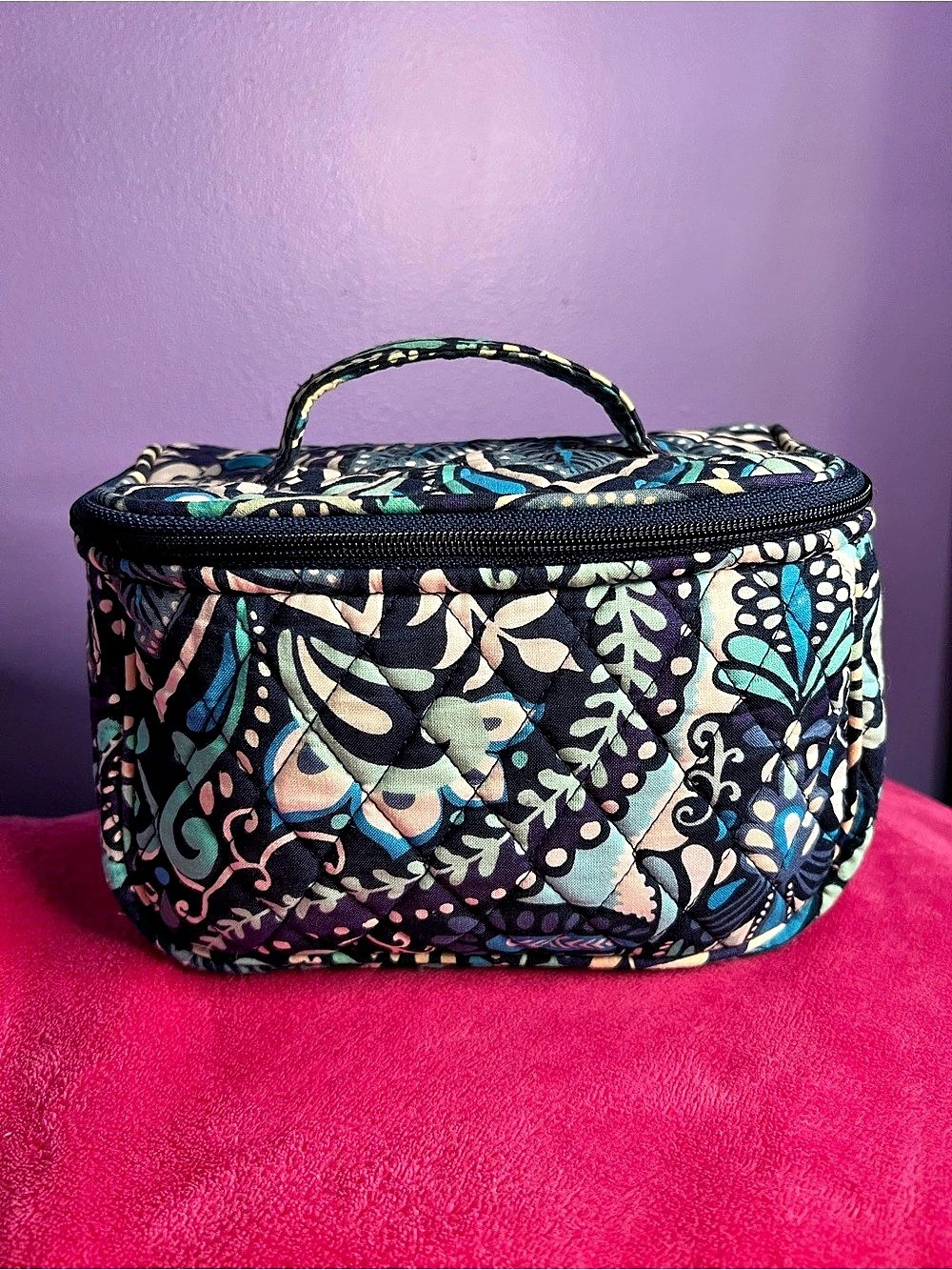Vera Bradley Blue Island Medallion Train Case Cosmetic Bag